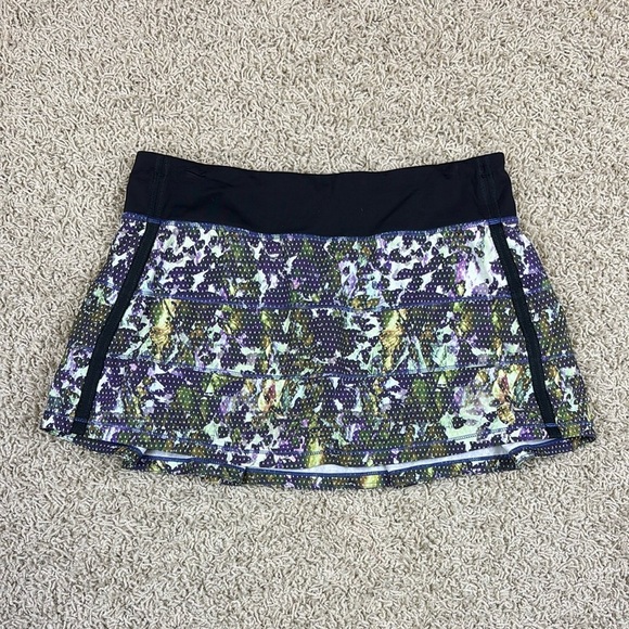Lululemon pace revival skirt II floral purple green skirt sz 8 - Picture 4 of 10